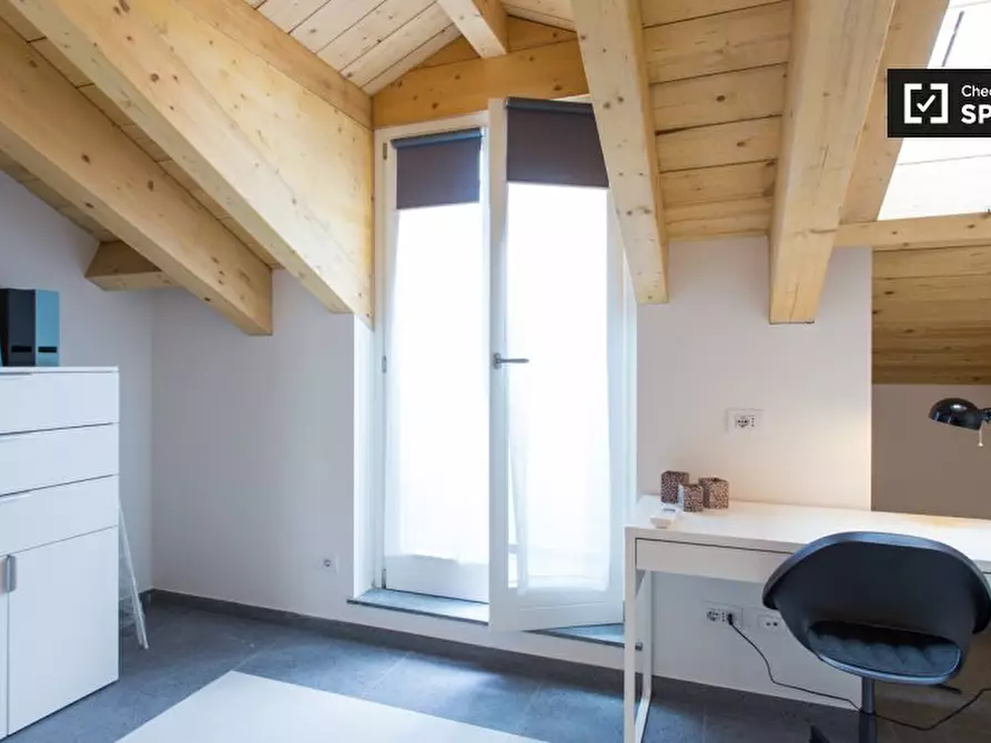 Immagine 3 di Camera condivisa in affitto  in Viale Bligny a Milano