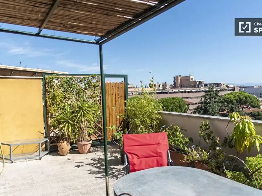 Immagine 1 di Ufficio in affitto  in Via dei Tizii a Roma