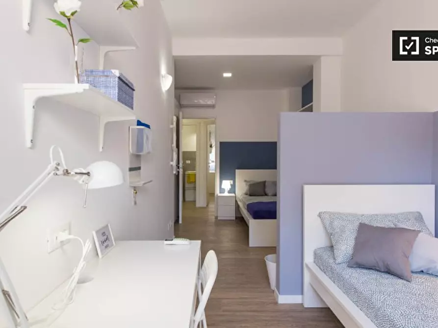 Immagine 4 di Camera condivisa in affitto  in Via Moretto da Brescia a Milano