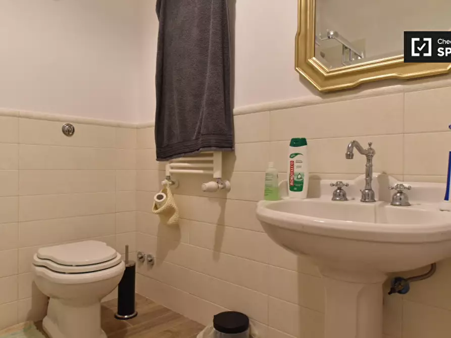 Immagine 19 di Camera condivisa in affitto  in Via Fogliano a Roma