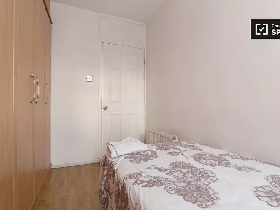 Immagine 2 di Camera condivisa in affitto  in Jamaica Street a Poplar