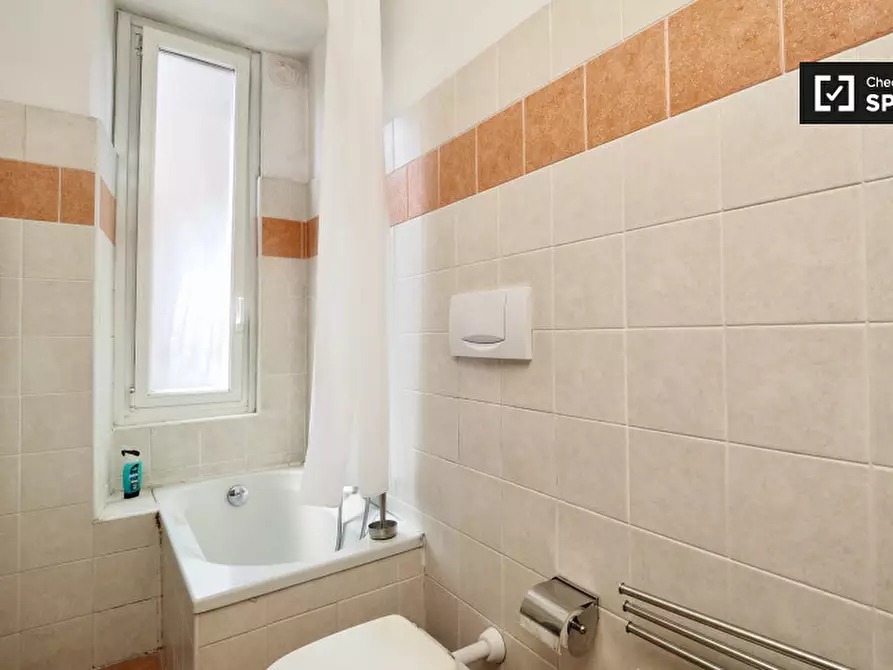 Immagine 11 di Camera condivisa in affitto  in Viale Bligny a Milano