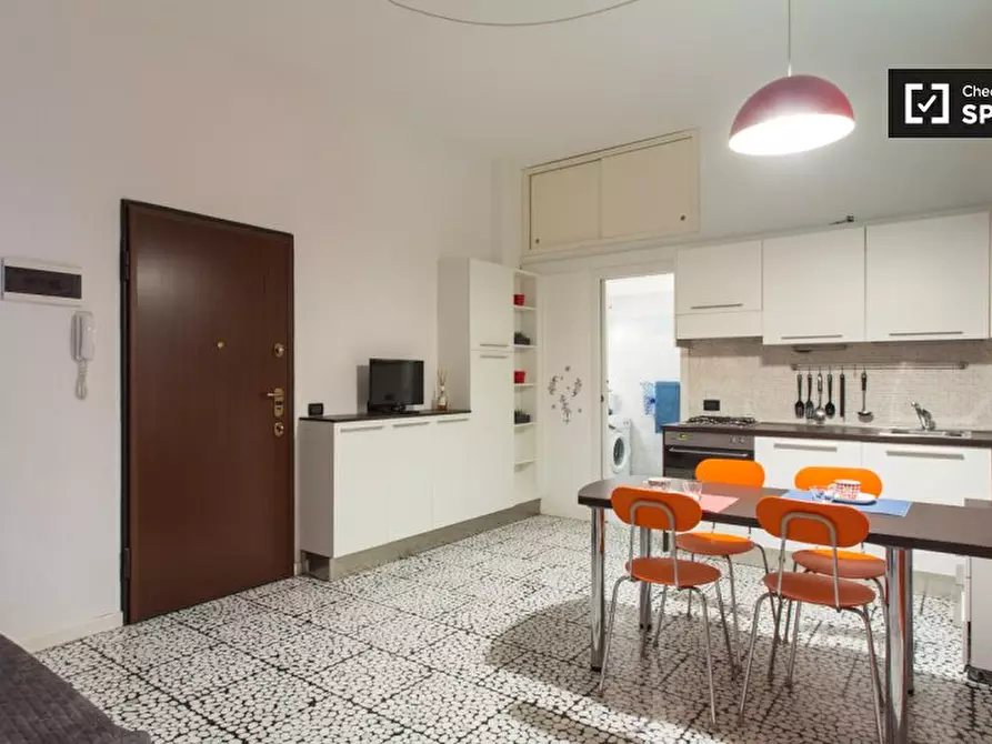 Immagine 5 di Camera condivisa in affitto  in Largo Isabella d'Aragona a Milano