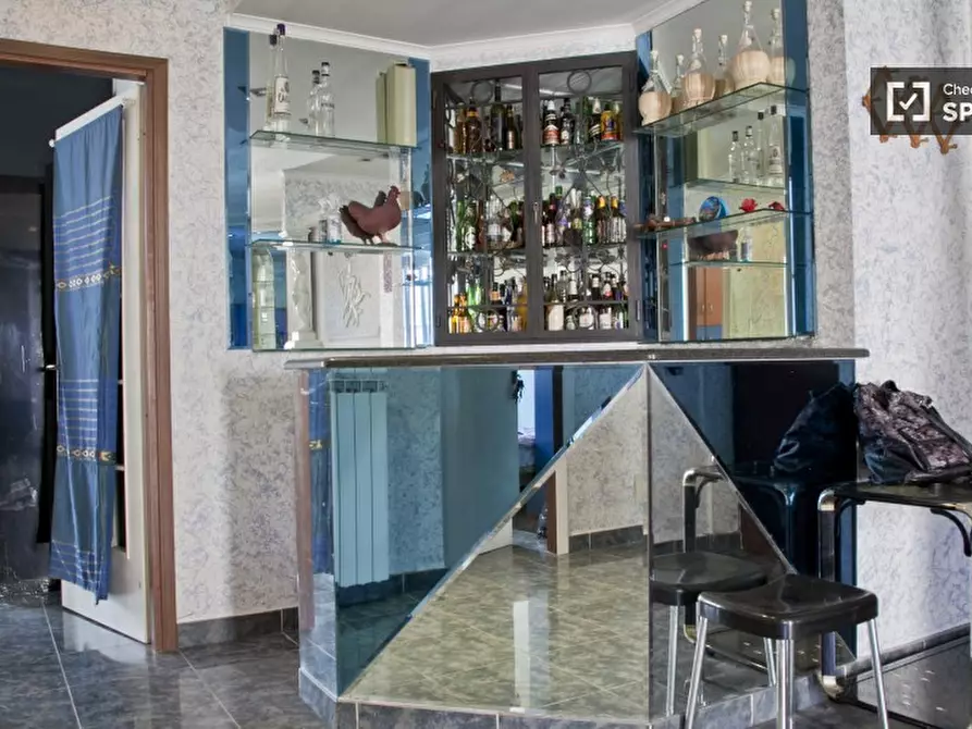 Immagine 9 di Camera condivisa in affitto  in Via dei Noci a Roma