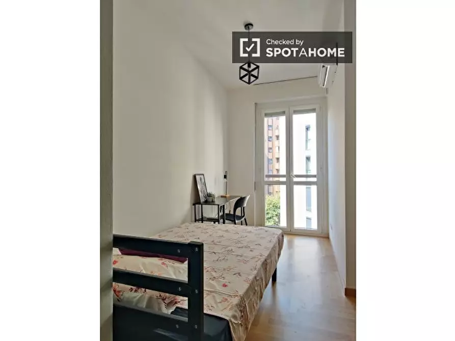 Immagine 3 di Camera condivisa in affitto  in Piazza Carlo Caneva a Milano