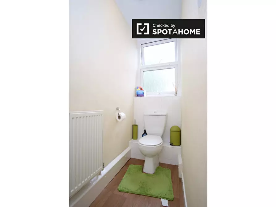 Immagine 9 di Camera condivisa in affitto  in Wayford Street a Wandsworth