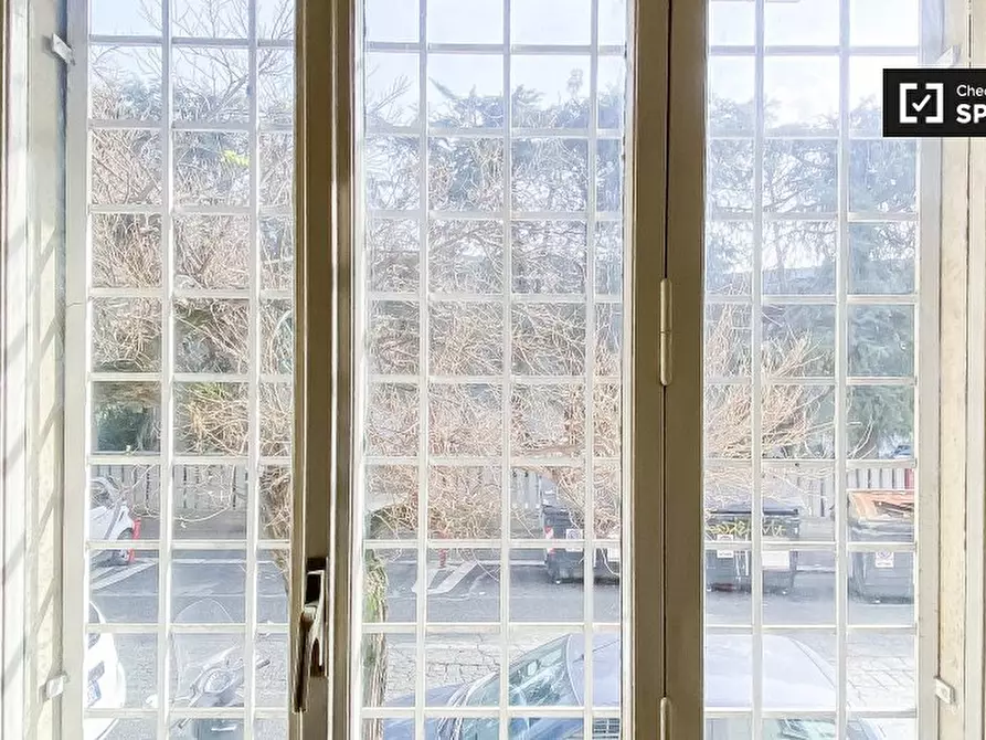 Immagine 5 di Camera condivisa in affitto  in Via Filippo Marchetti a Roma