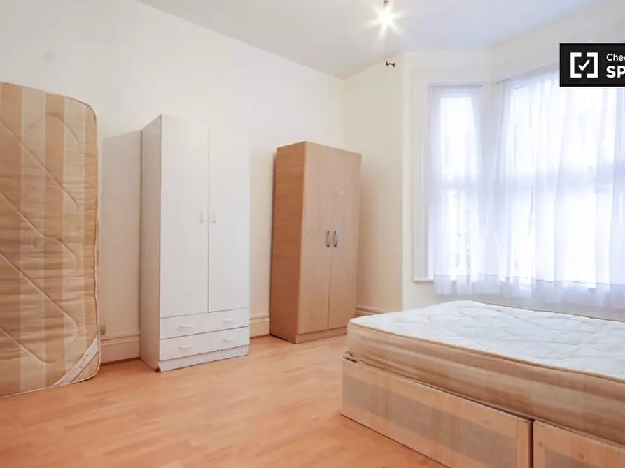 Immagine 1 di Camera condivisa in affitto  in Drayton Road a Tottenham