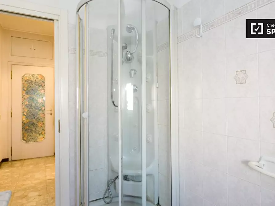 Immagine 14 di Camera condivisa in affitto  in Viale Monza a Milano