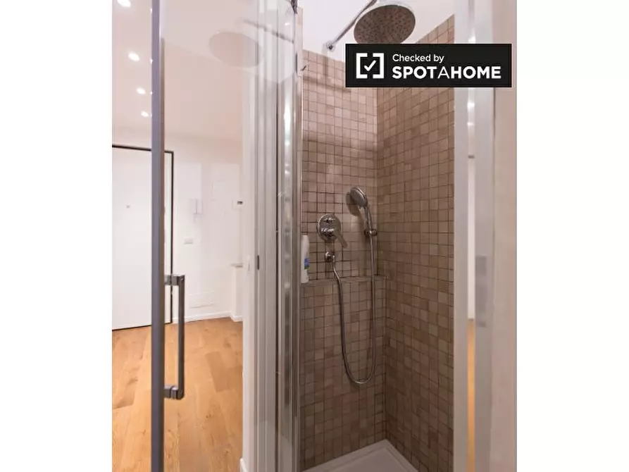 Immagine 13 di Appartamento in affitto  in Viale Monza a Milano