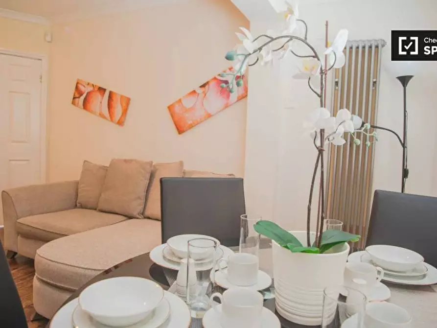 Immagine 12 di Appartamento in affitto  in Jevington Way a Greenwich