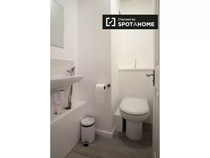 Immagine 16 di Camera condivisa in affitto  in Spey Street a Poplar