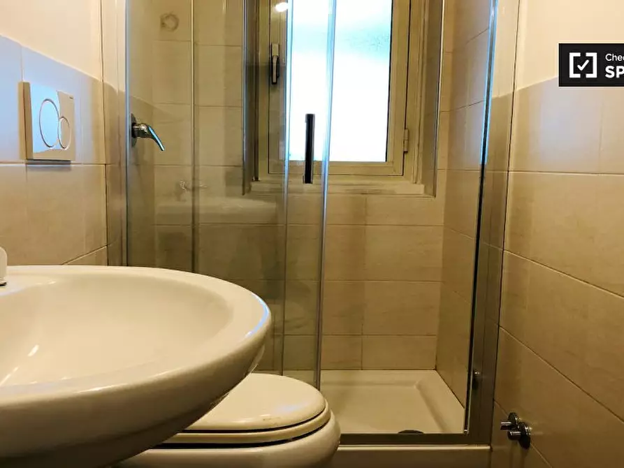 Immagine 18 di Camera condivisa in affitto  in Via Gregorio Ricci Curbastro, 00149 Roma RM, Italy a Roma