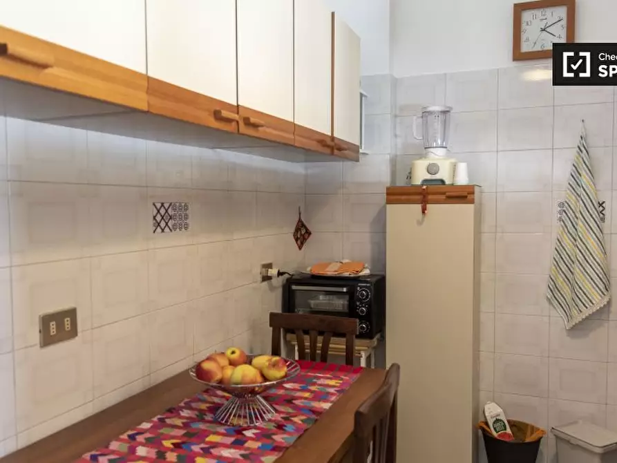 Immagine 10 di Camera condivisa in affitto  in Via Torri in Sabina a Roma