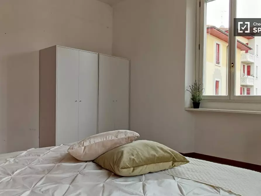 Immagine 3 di Camera condivisa in affitto  in Via Anton Giulio Barrili a Milano
