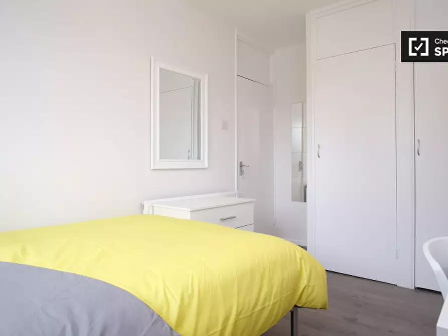 Immagine 19 di Camera condivisa in affitto  in Cambridge Heath Road a Poplar