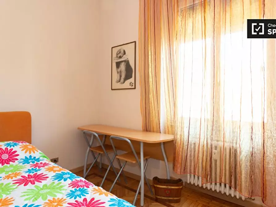 Immagine 3 di Camera condivisa in affitto  in Viale Papiniano a Milano