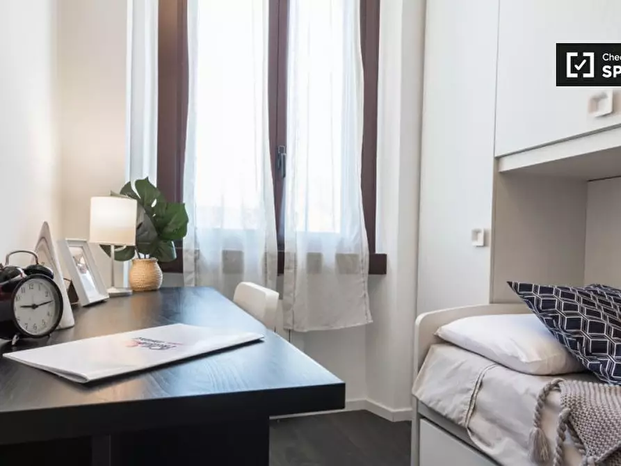 Immagine 3 di Camera condivisa in affitto  in Via Giovanni Pezzotti, 20141 Milano MI, Italy a Milano