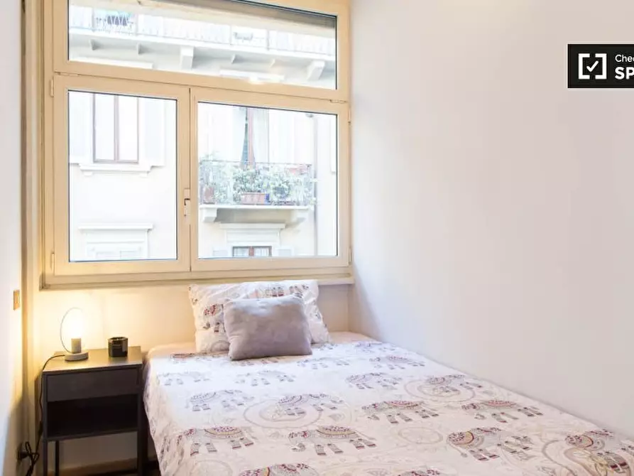 Immagine 3 di Camera condivisa in affitto  in Via Cerva a Milano