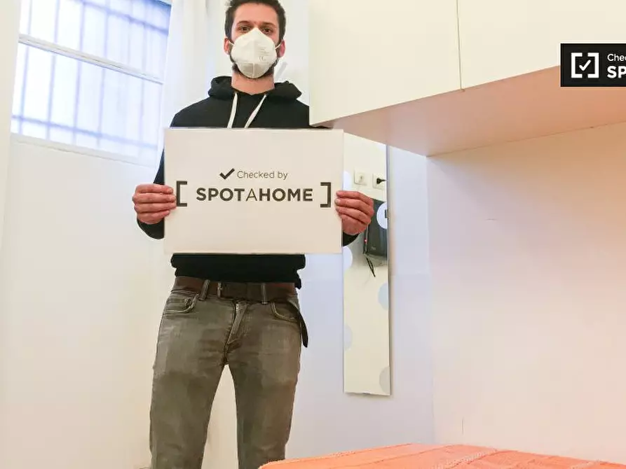 Immagine 8 di Ufficio in affitto  in Via Carroccio a Milano