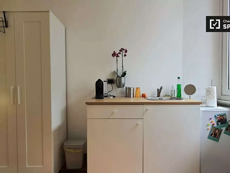 Immagine 6 di Camera condivisa in affitto  in Via Sebastiano del Piombo a Milano