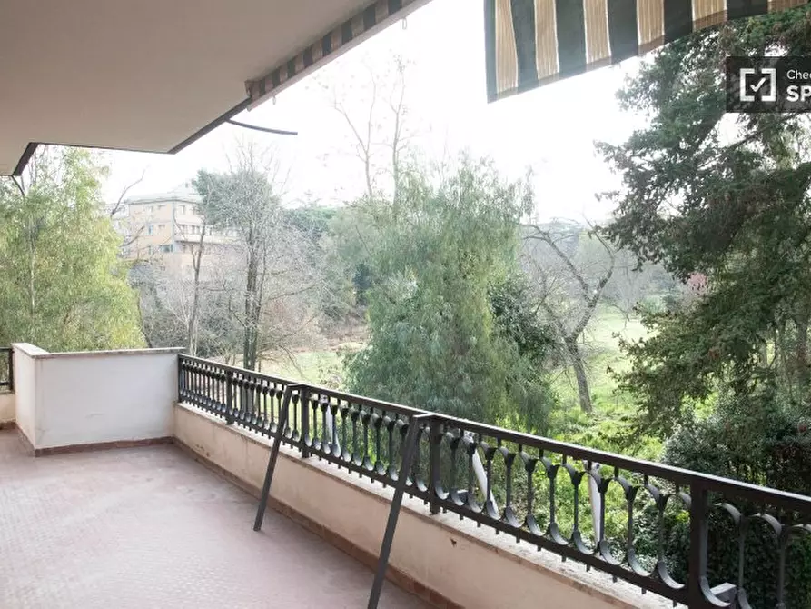 Immagine 15 di Camera condivisa in affitto  in Via Colle Di Mezzo a Roma