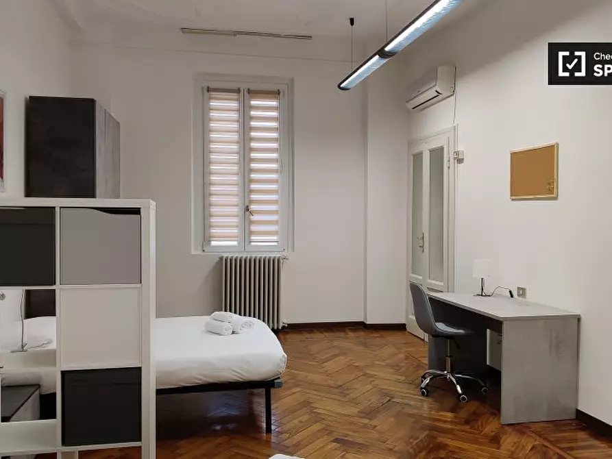 Immagine 3 di Camera condivisa in affitto  in Via Lodovico Il Moro a Milano