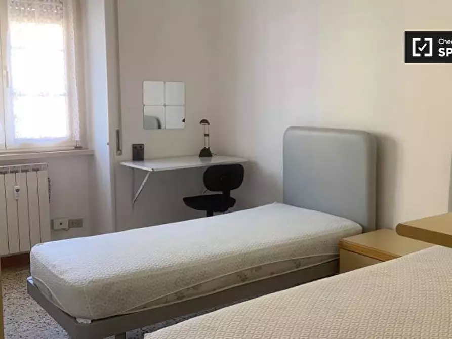 Immagine 15 di Camera condivisa in affitto  in Via Augusto Murri a Roma