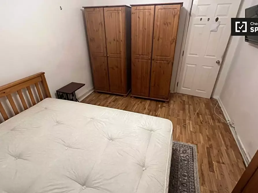 Immagine 18 di Camera condivisa in affitto  in Whitnell Way a Wandsworth