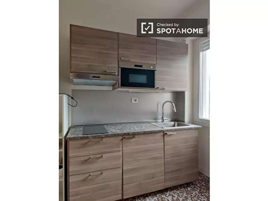 Immagine 9 di Camera condivisa in affitto  in Via Nicola Palmieri a Milano