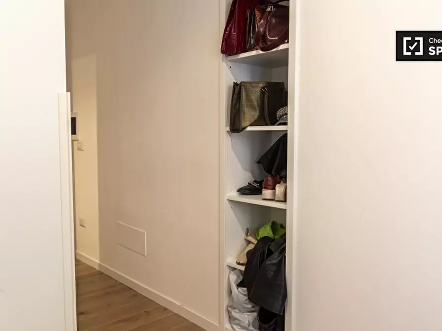 Immagine 4 di Camera condivisa in affitto  in Largo Ettore Marchiafava a Roma