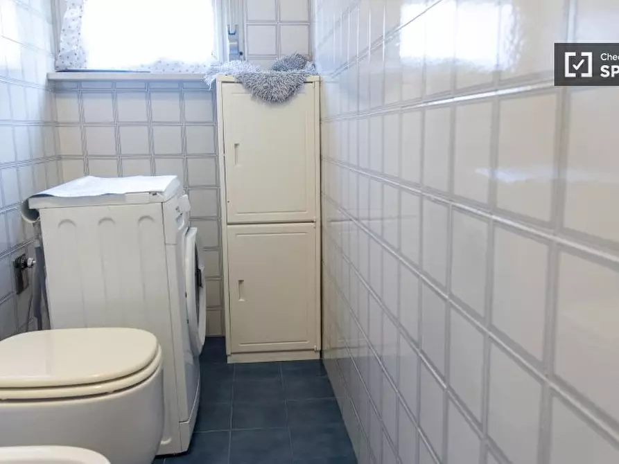 Immagine 13 di Appartamento in affitto  in Largo Valerio Bacigalupo a Roma