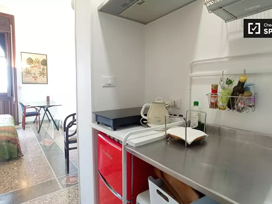 Immagine 6 di Ufficio in affitto  in Via Salaria a Roma