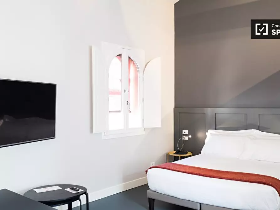 Immagine 10 di Ufficio in affitto  in Via Irnerio a Bologna