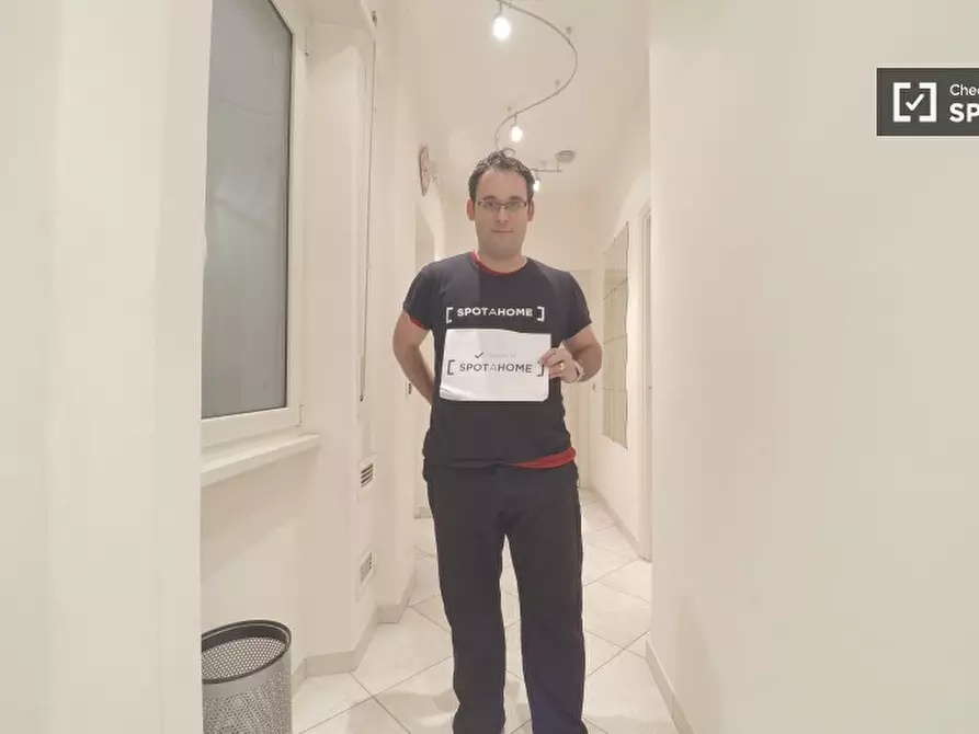 Immagine 16 di Camera condivisa in affitto  in Viale Somalia a Roma