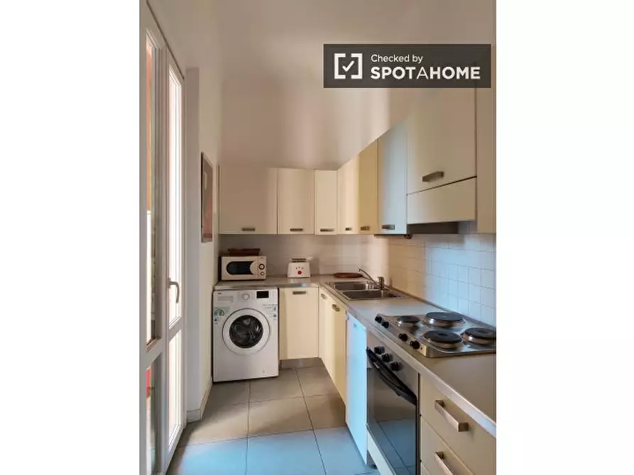 Immagine 9 di Ufficio in affitto  in Via Vigevano a Milano