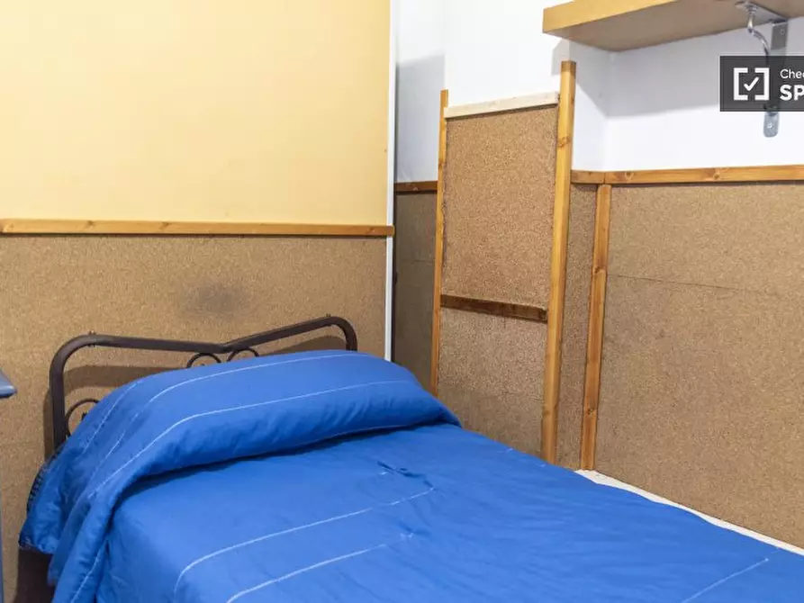 Immagine 5 di Camera condivisa in affitto  in Via Cesare Bazzani a Roma