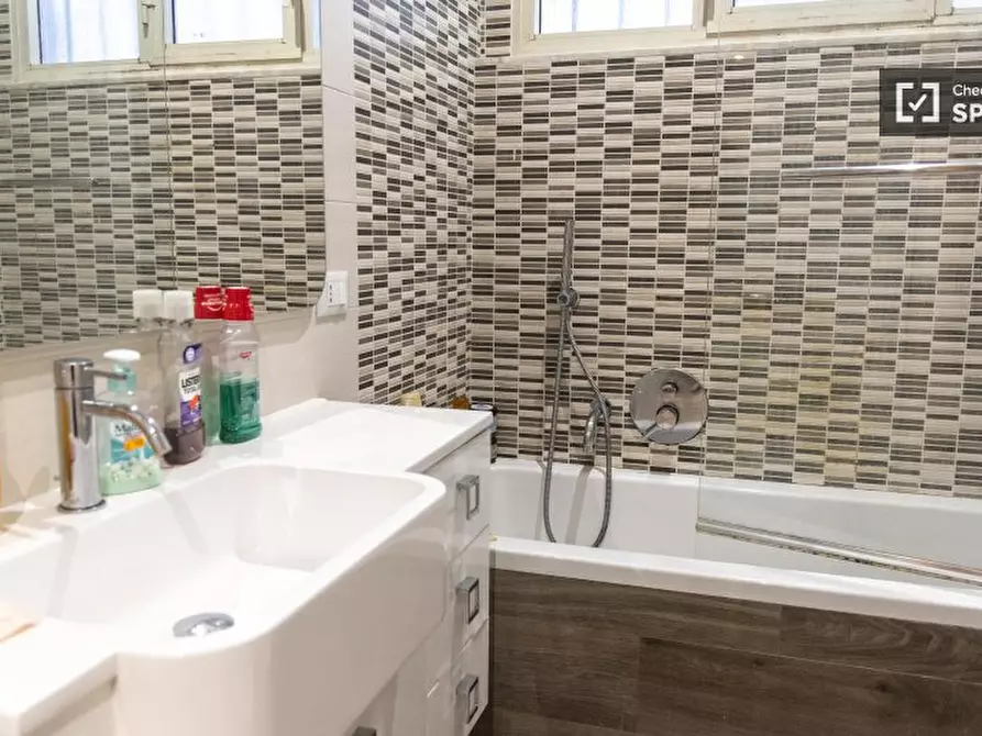 Immagine 7 di Appartamento in affitto  in Via Carlo Denina a Roma