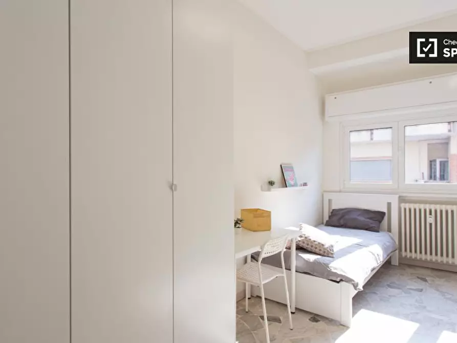 Immagine 2 di Camera condivisa in affitto  in Via Privata Ebro a Milano