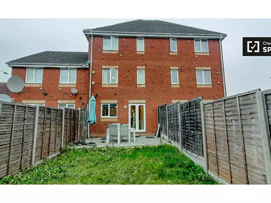 Immagine 12 di Appartamento in affitto  in Hill View Dr a Eltham