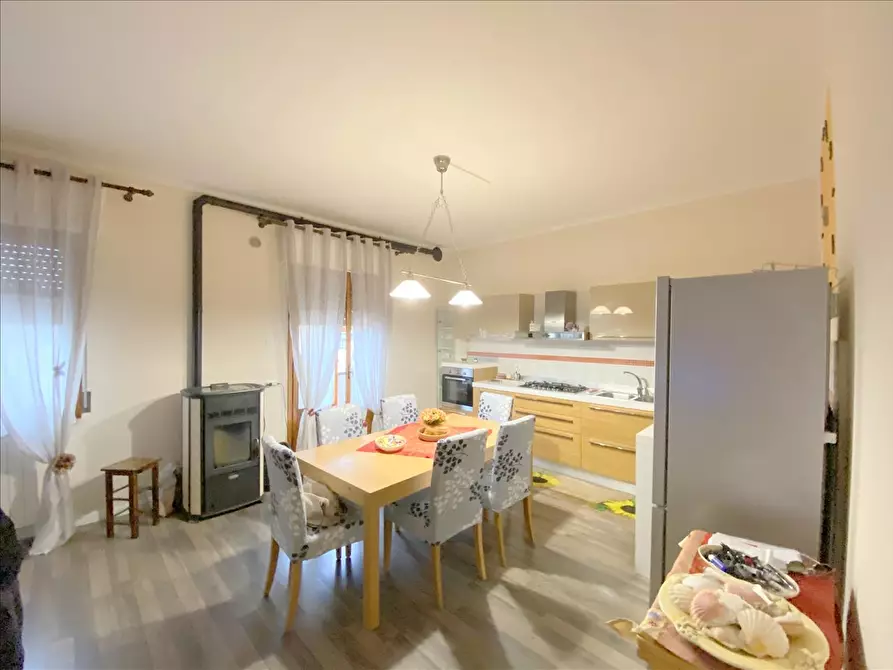 Appartamento in vendita in Via Bruno Buozzi, 98B a Castiglione Del Lago