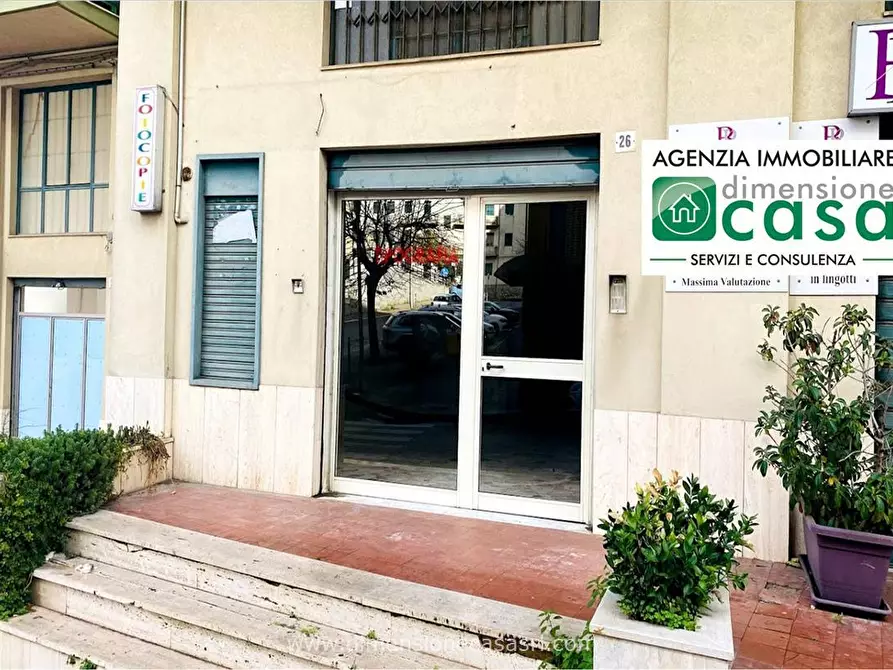 Immagine 1 di Locale commerciale in vendita  in Via Vittorio Veneto, 30 a San Cataldo