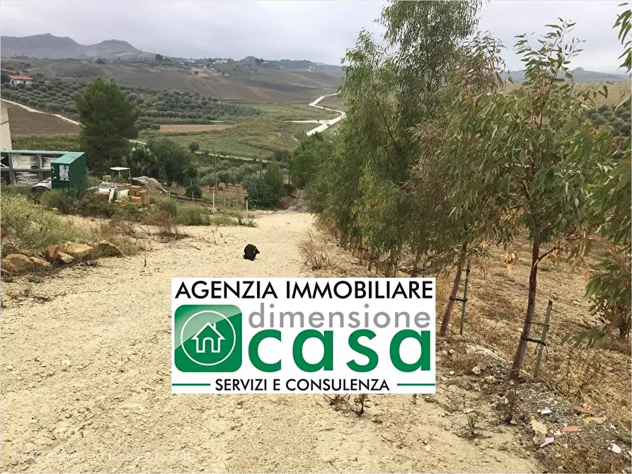 Terreno agricolo in vendita in C/da Favarella Bassa - Caltanissetta a Caltanissetta