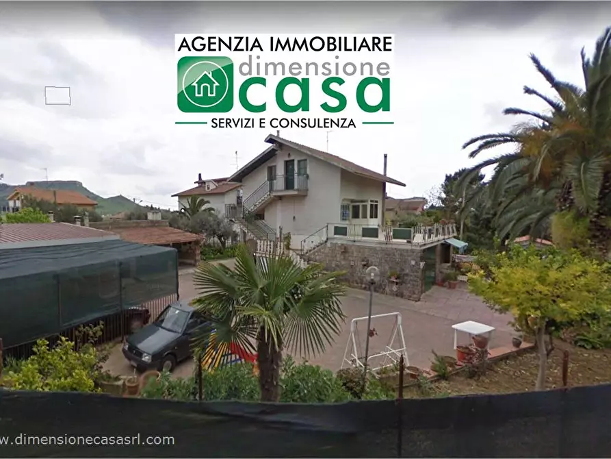 Villa in vendita in Via Michele Dell'Aira, 15 a Caltanissetta