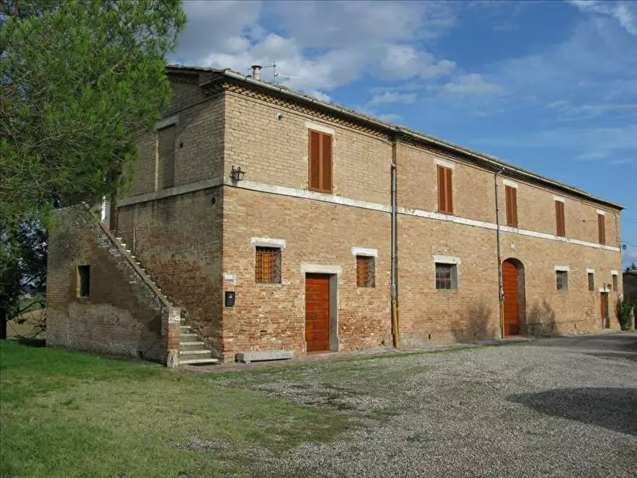 Immagine 1 di Azienda agricola in vendita  a Monteroni D'arbia