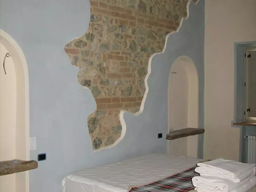 Immagine 9 di Rustico / casale in vendita  a Cetona