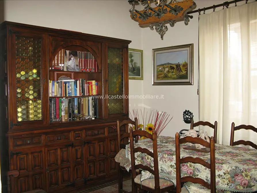 Immagine 3 di Appartamento in vendita  in piazza Dante, 6 a Chiusi