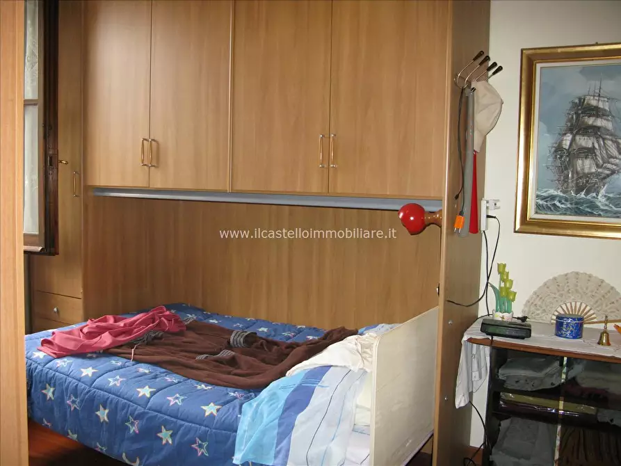 Immagine 6 di Appartamento in vendita  in piazza Dante, 6 a Chiusi