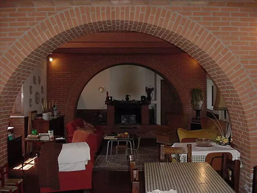 Immagine 10 di Rustico / casale in vendita  a Sarteano