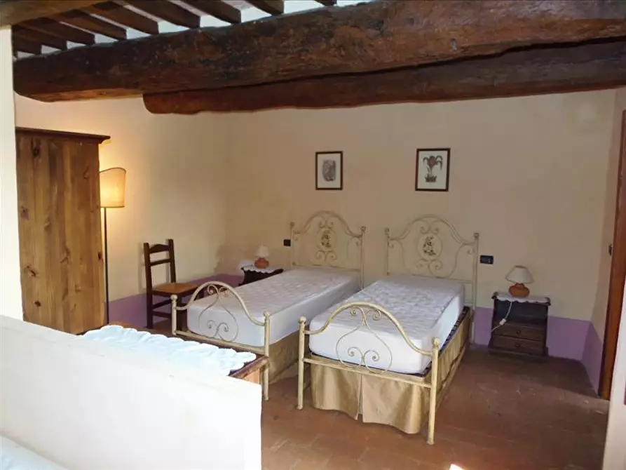 Immagine 7 di Rustico / casale in vendita  a Sarteano